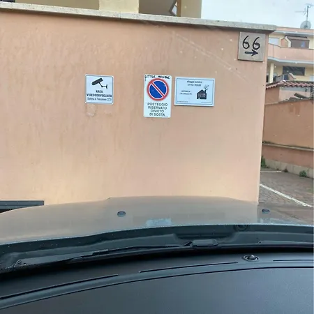 Little House Apartment Fiumicino Exterior photo