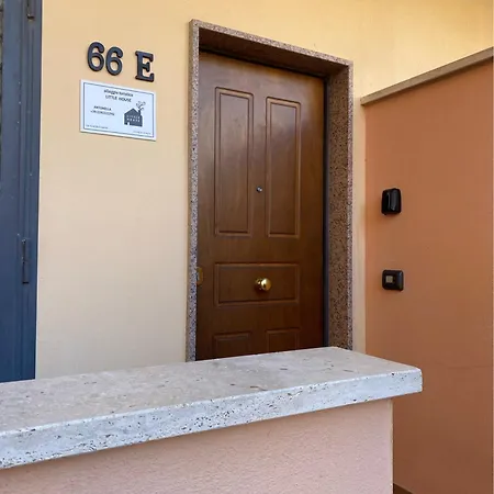 Little House Apartment Fiumicino Exterior photo